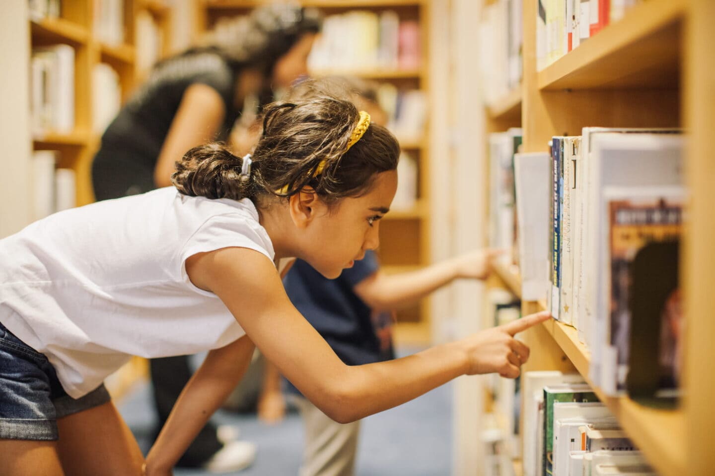 Frances Reyes Library French Library NYC - L'Alliance New York